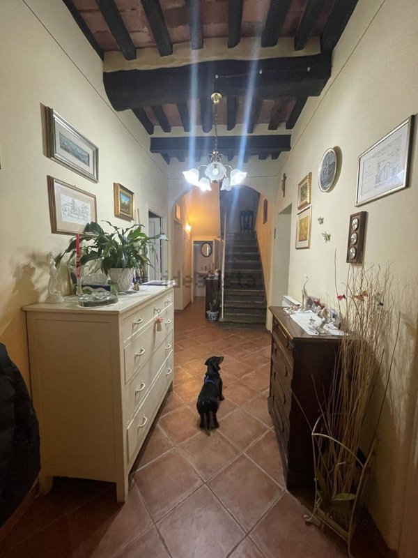 casa indipendente in vendita a Lucca in zona Arliano
