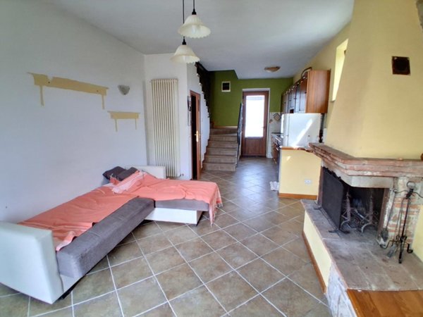 casa indipendente in vendita a Lucca in zona Maggiano