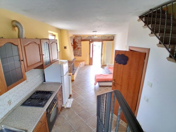 casa indipendente in vendita a Lucca in zona Maggiano