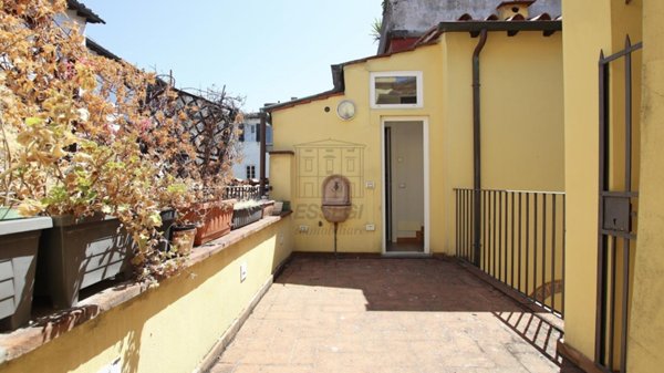 appartamento in vendita a Lucca in zona Centro Città