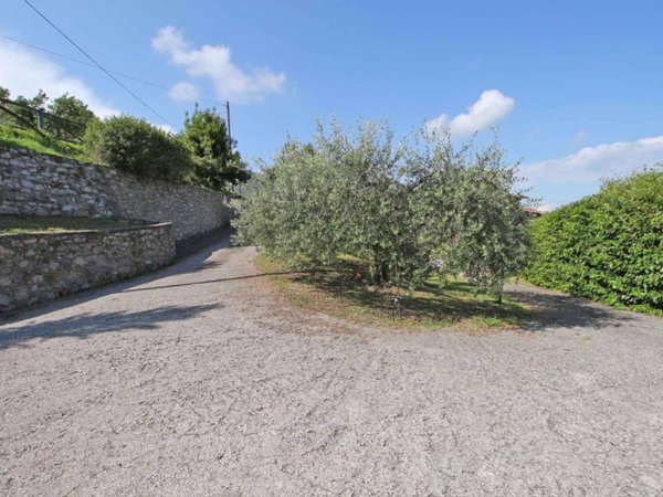 casa indipendente in vendita a Lucca in zona Santa Maria del Giudice