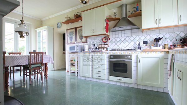 casa indipendente in vendita a Lucca in zona San Pietro a Vico