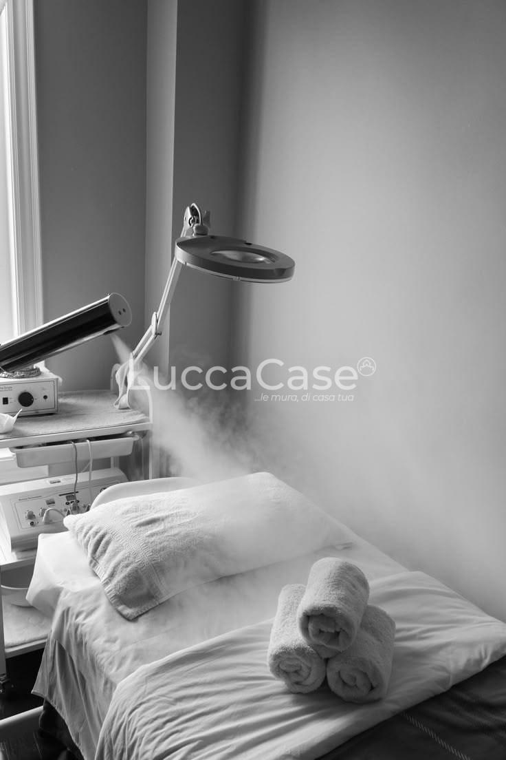 negozio in vendita a Lucca in zona zona San Marco