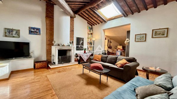 appartamento in vendita a Lucca in zona Centro Città