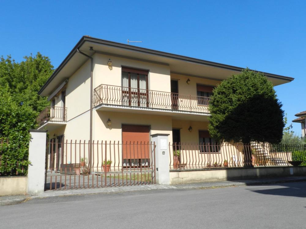 casa indipendente in vendita a Lucca in zona zona San Marco