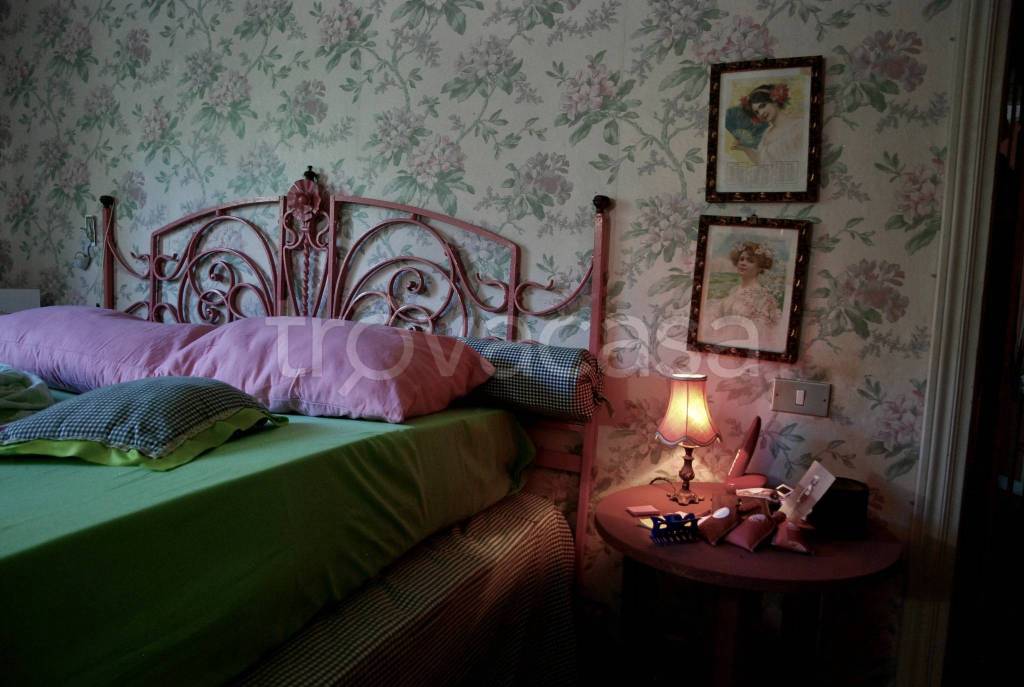casa indipendente in vendita a Lucca in zona Picciorana