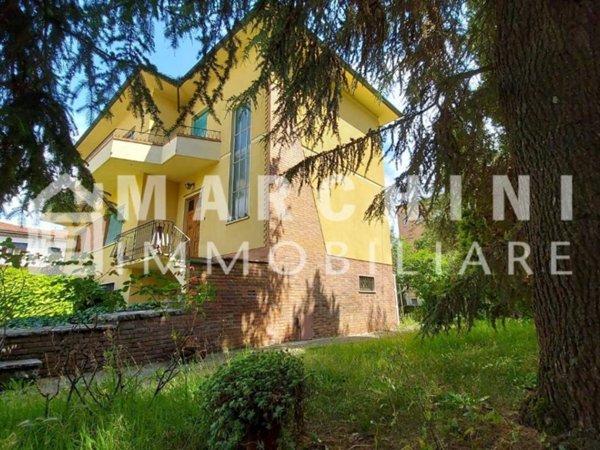 casa indipendente in vendita a Lucca in zona zona San Marco