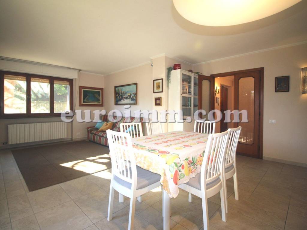 appartamento in vendita a Lucca in zona zona San Filippo