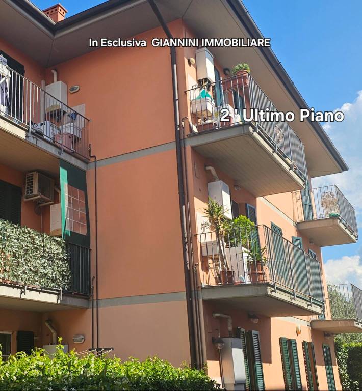 appartamento in vendita a Lucca in zona Cerasomma