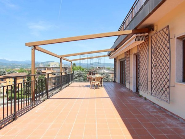 appartamento in vendita a Lucca in zona Sant'Anna