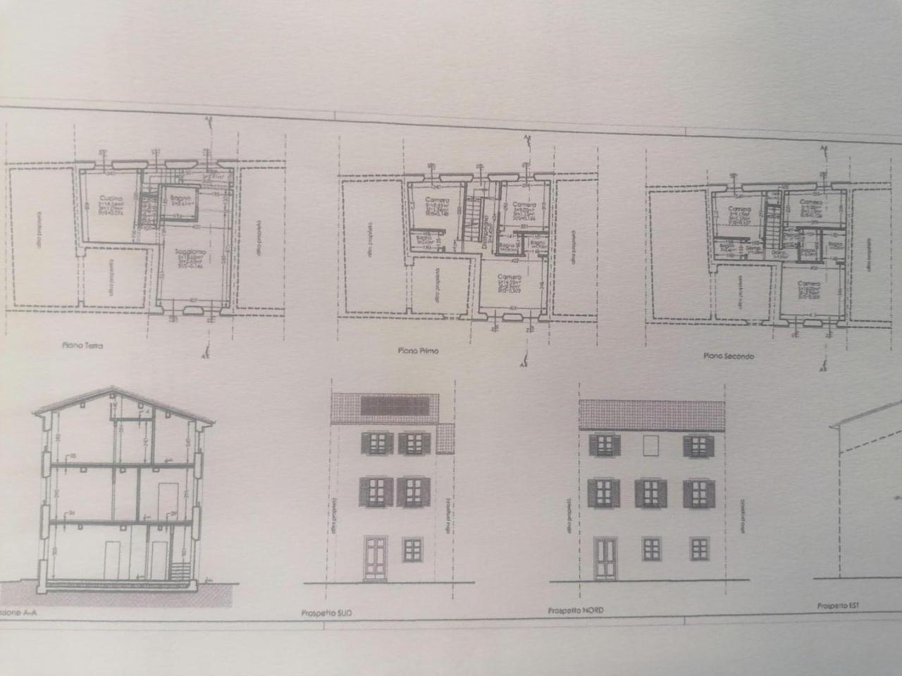 casa indipendente in vendita a Lucca in zona zona Sorbano