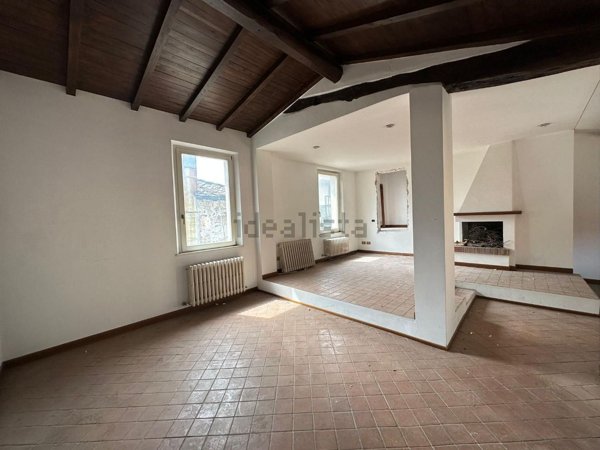 appartamento in vendita a Lucca in zona Centro Città