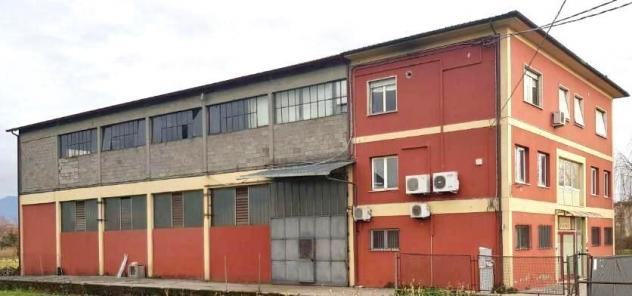 negozio in vendita a Lucca in zona Zona San Concordio
