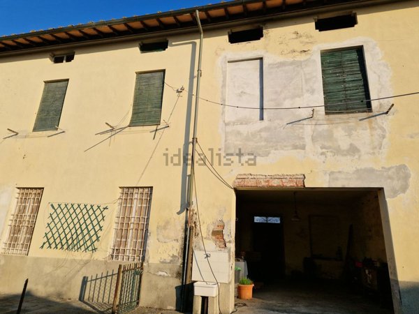 appartamento in vendita a Lucca in zona zona San Filippo