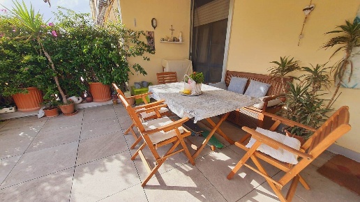 appartamento in vendita a Lucca in zona zona San Vito