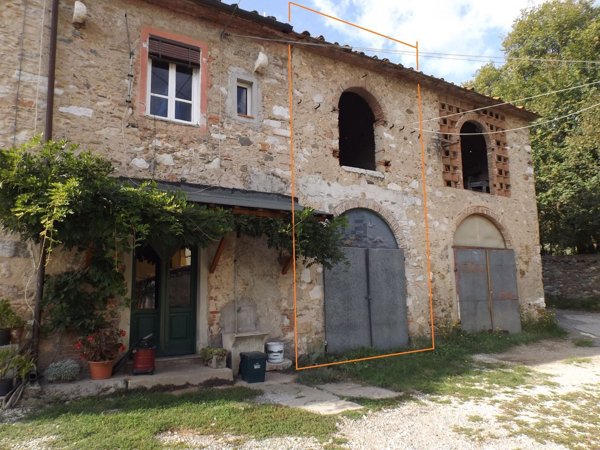 appartamento in vendita a Lucca in zona San Lorenzo a Vaccoli