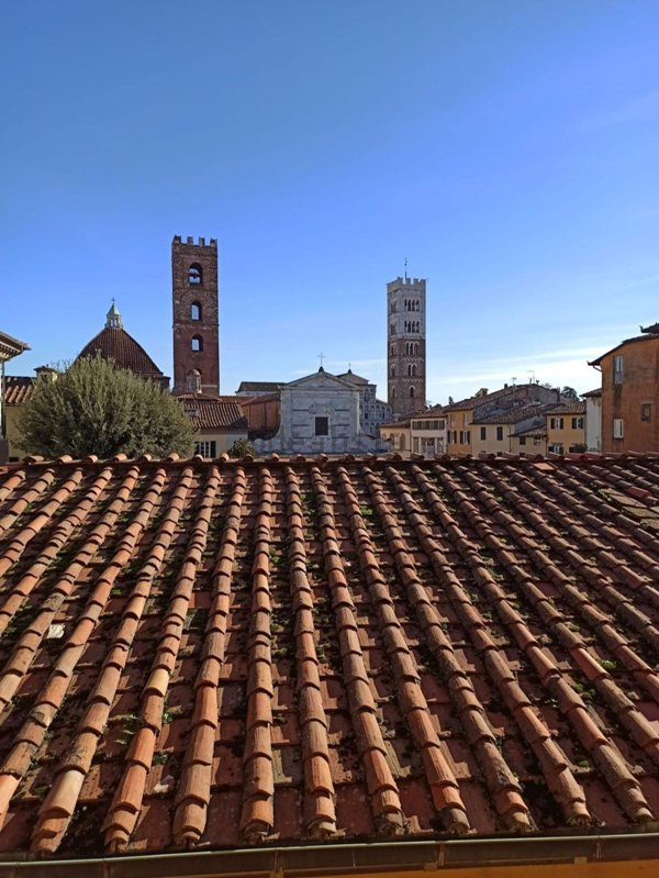 appartamento in vendita a Lucca in zona Centro Città