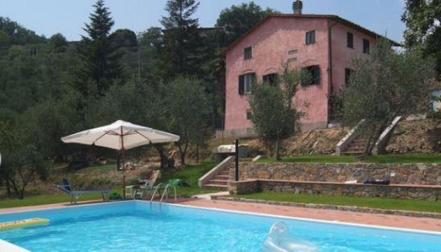 casale in vendita a Lucca