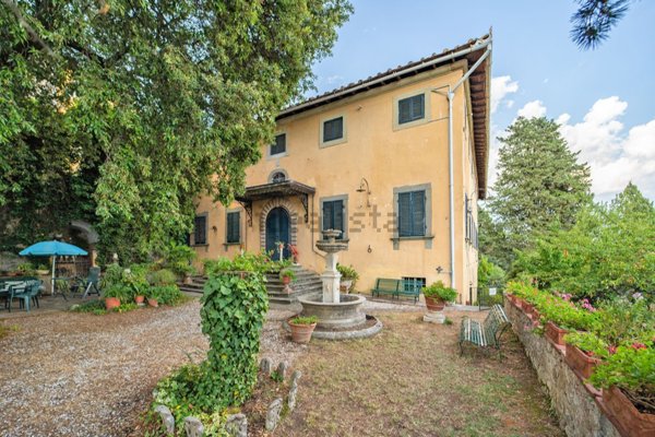 casa indipendente in vendita a Lucca in zona zona San Filippo