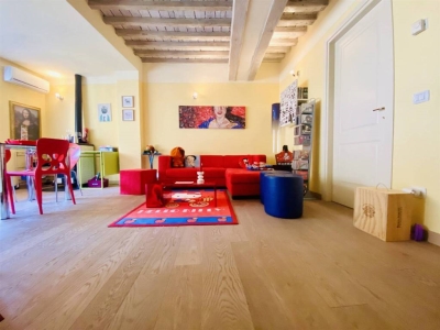 appartamento in vendita a Lucca in zona Centro Città
