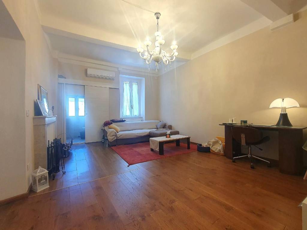 appartamento in vendita a Lucca in zona Centro Città