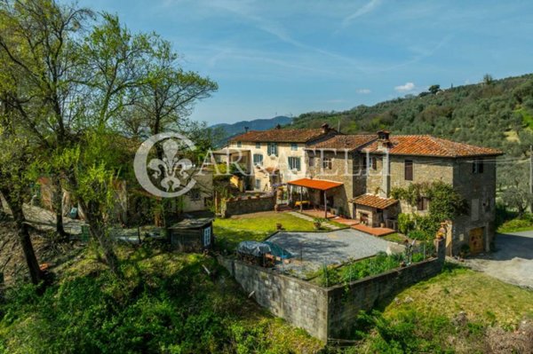 casa indipendente in vendita a Lucca in zona zona San Marco