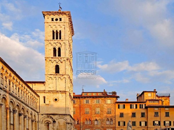 negozio in vendita a Lucca in zona Centro Città