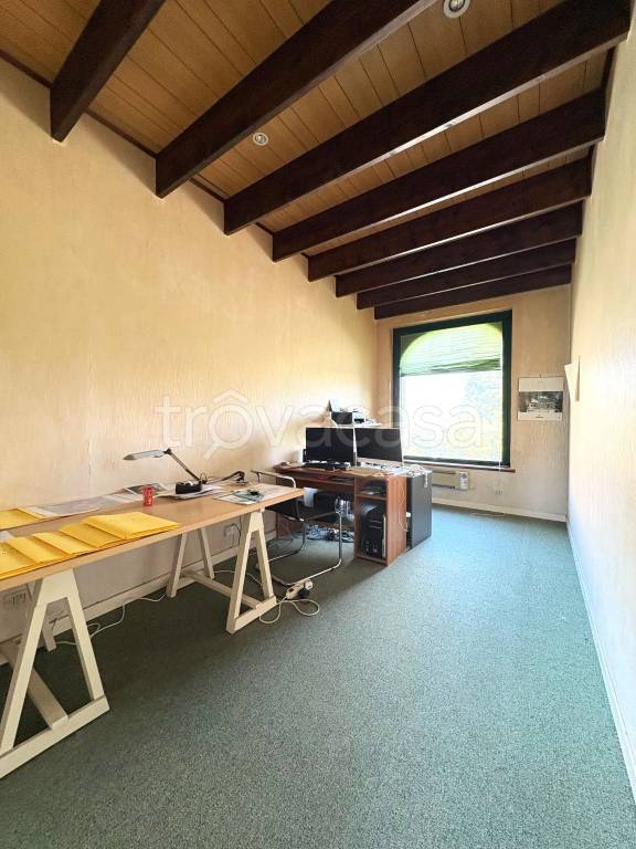 casa indipendente in vendita a Lucca in zona Nave