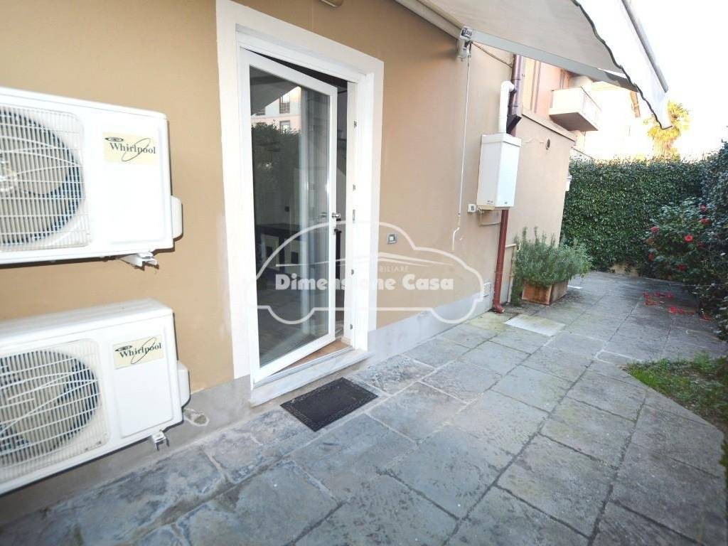 casa indipendente in vendita a Lucca in zona Sant'Anna