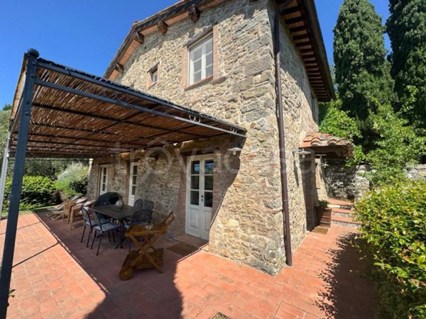 casa indipendente in vendita a Lucca in zona Torre