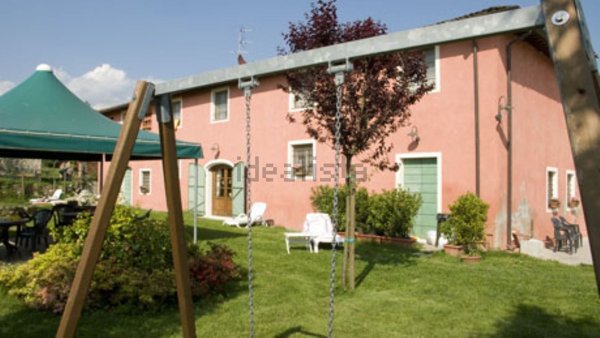 casale in vendita a Lucca in zona Monte San Quirico