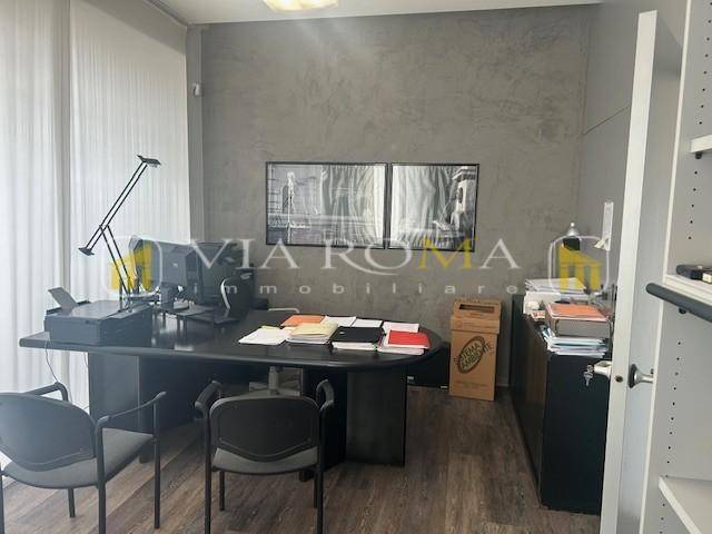 ufficio in vendita a Lucca in zona zona San Filippo
