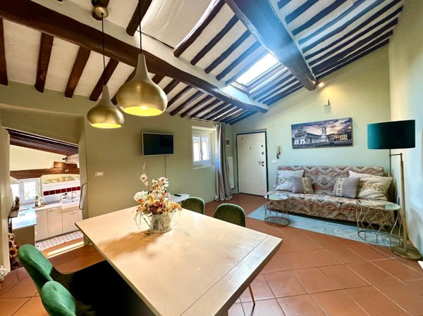 appartamento in vendita a Lucca in zona Centro Città