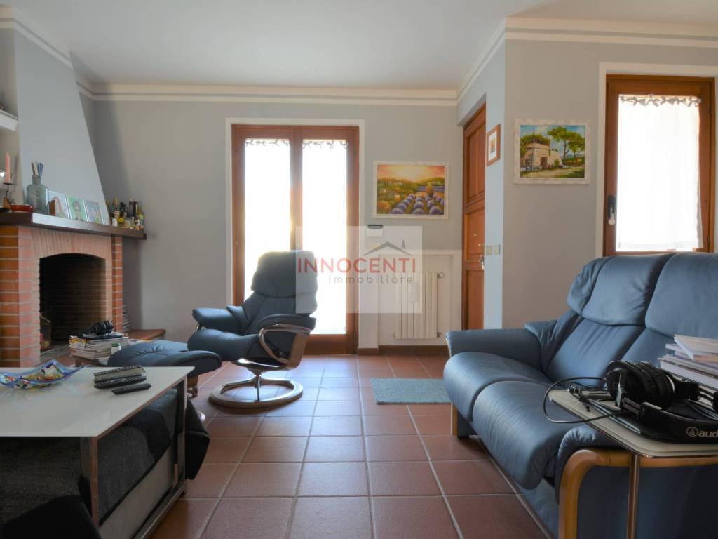 casa indipendente in vendita a Lucca in zona Monte San Quirico