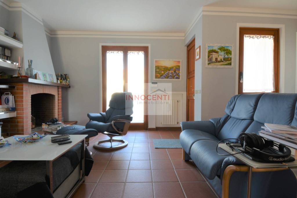 casa indipendente in vendita a Lucca in zona Monte San Quirico
