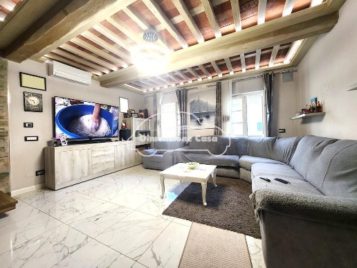 appartamento in vendita a Lucca in zona zona Arancio