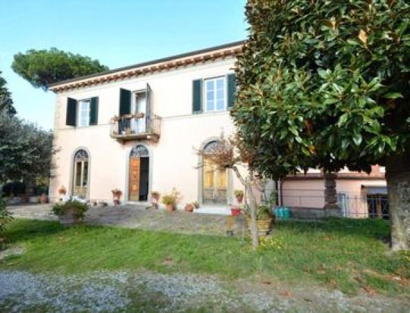 villa in vendita a Lucca in zona Palmata