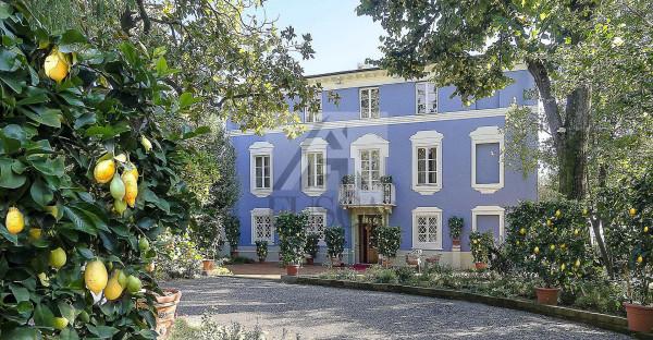 villa in vendita a Lucca in zona Cerasomma