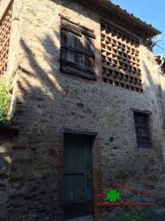 casale in vendita a Lucca in zona zona San Vito