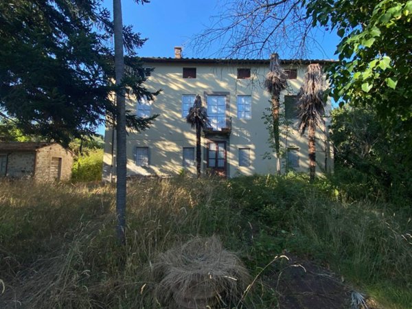 casa indipendente in vendita a Lucca in zona Monte San Quirico