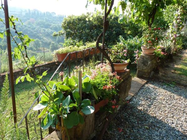 casa indipendente in vendita a Lucca in zona San Quirico di Moriano