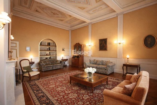 appartamento in vendita a Lucca in zona Centro Città