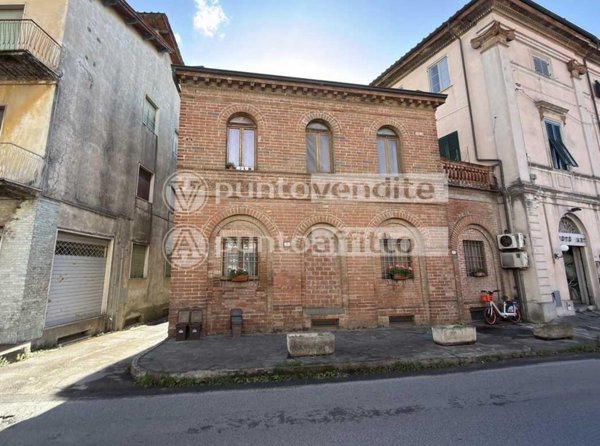 appartamento in vendita a Lucca in zona Monte San Quirico