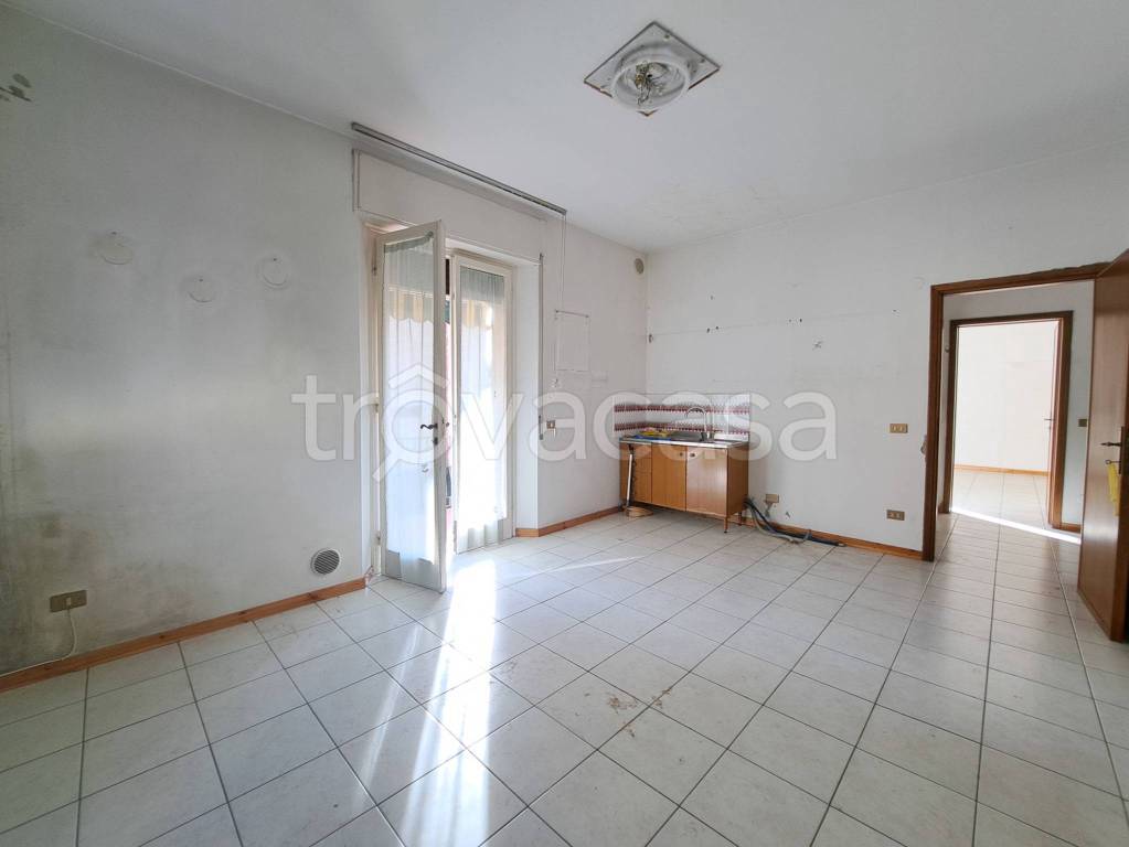 appartamento in vendita a Lucca in zona zona Arancio