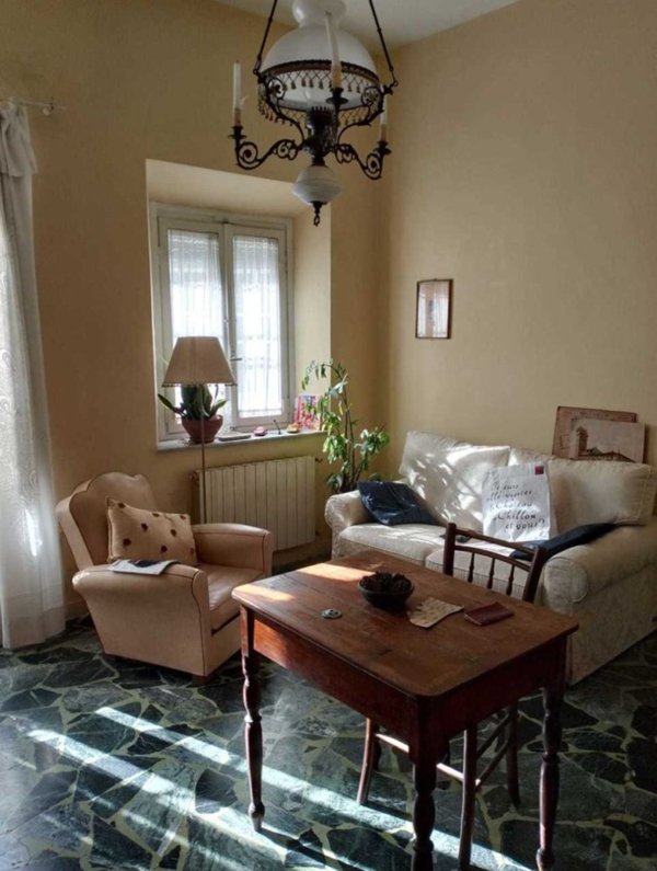 casa indipendente in vendita a Lucca in zona Fagnano