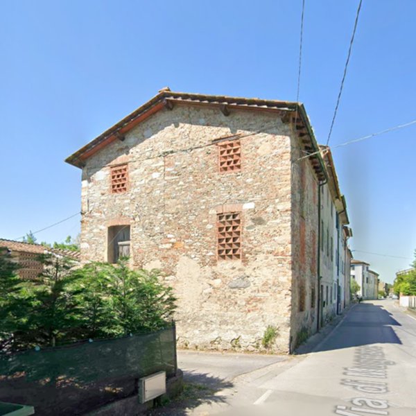 casale in vendita a Lucca in zona Centro Città