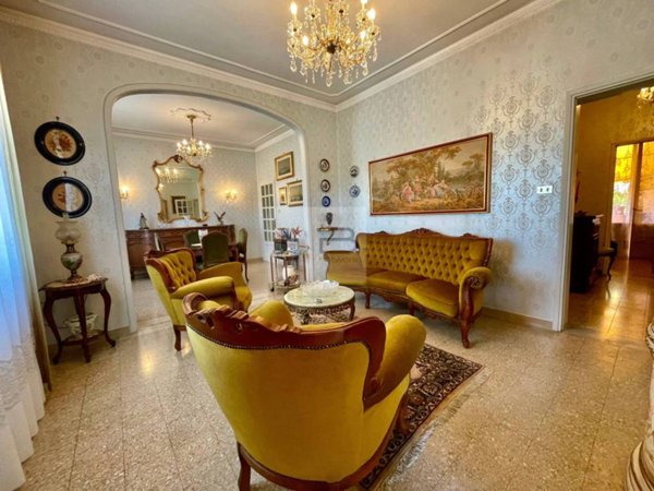 appartamento in vendita a Lucca in zona zona San Filippo