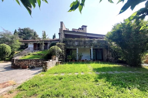 casa indipendente in vendita a Lucca in zona Pieve Santo Stefano