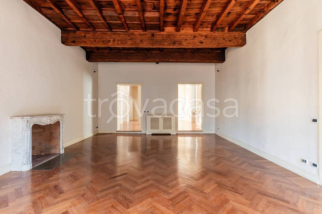 appartamento in vendita a Lucca in zona Centro Città