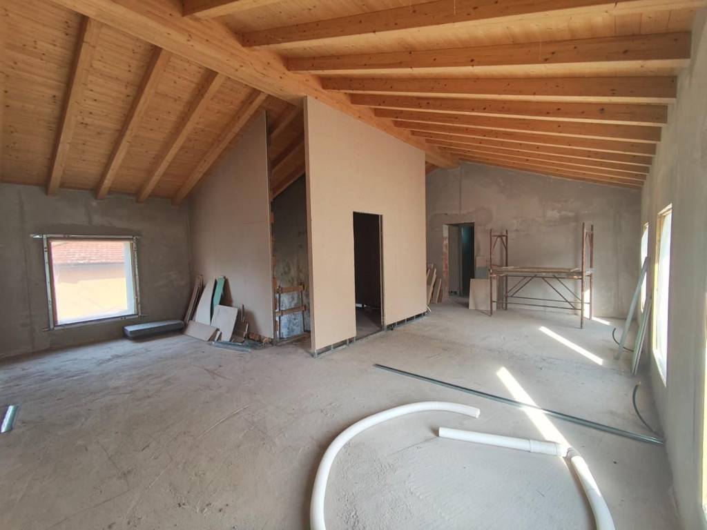 appartamento in vendita a Lucca in zona Mastiano